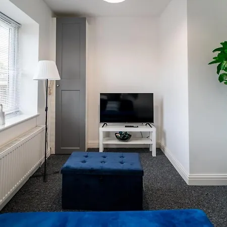 Urban Retreat In Eastville Sleeps 4 Bristol